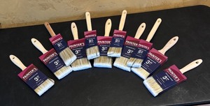 lot 614R image: MBC - Lot of 11 New Painters Collection 2-Inch and 3-Inch Paint Brushes