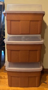 lot 706R image: BS - Set of 3 Rubbermaid Cedar Storage Totes