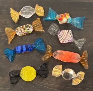 lot 769R image: LL  - Set of 8 Marano Art Glass Candy Figurines