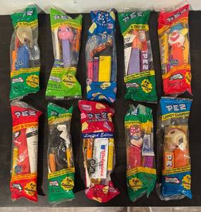 lot 795R image: LL  - Set of 10 Sealed Pez Candy Dispensers Assorted Characters