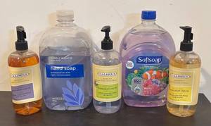 lot 825R image: LL  - Lot of 5 Liquid Hand Soaps - Softsoap, Simply Right and Caldrea Assorted Scents