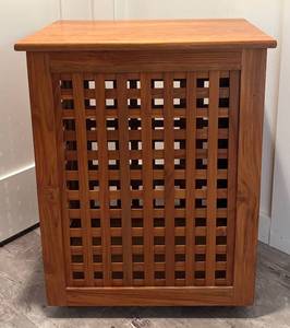 lot 859R image: LL  - Wooden Lattice Laundry Hamper with Hinged Lid
