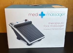 lot 877R image: LR - Med Massager Therapeutic Foot Massager