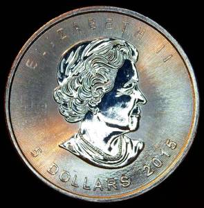 lot 39 image: 2015 1oz 9999 Canada Maple Leaf