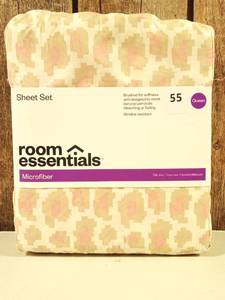 lot 55 image: Room Essentials - Pink & Tan Leopard Print Microfiber Sheet Set