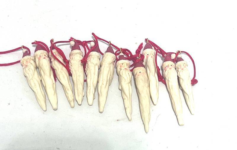 lot 26 image: 11 Vintage Mini Icicle Santa Ornaments 2