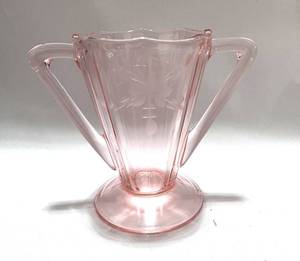 lot 9 image: Vintage Pink Depression Sugar