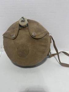lot 76 image: Vintage Boy Scouts of America Canteen with Canvas Cover