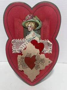 lot 109 image: Antique Valentine. Good Condition. 9