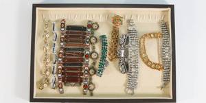 lot 26 image: Better Costume Jewelry - Bracelets