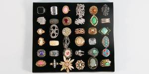 lot 14 image: Costume Ring Lot of 36