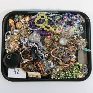 lot 42 image: Large Lot of Costume Jewelry