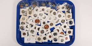 lot 68 image: Large Lot of 2x2 US Coins & Tokens