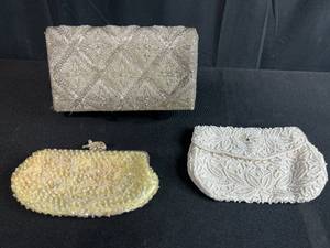 lot 84 image: Set of 3 Vintage Beaded Evening Clutch Bags and Coin Purse