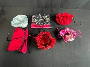 lot 96 image: Set of 6 Vintage Satin Drawstring and Foldable Jewelry Pouches