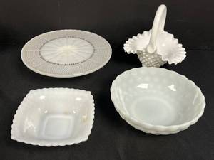 lot 115 image: Set of 4 Vintage White Milk Glass Decorative Dishes and Basket