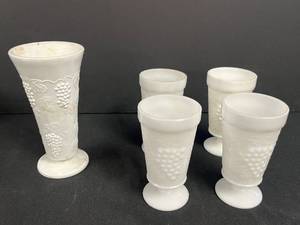 lot 116 image: Set of 4 Vintage Milk Glass Goblets and Large Vase with Grape Motif