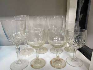lot 154 image: Set of VTG Assorted Wine and Water Goblets with Decorative Stems