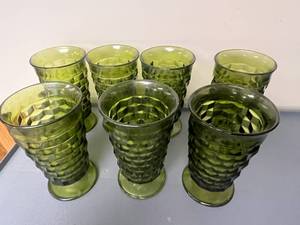 lot 160 image: Set of 7 Vintage Green Textured Glass Tumblers