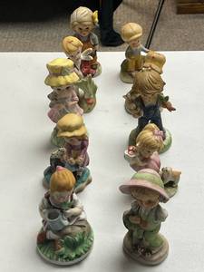 lot 179 image: Set of Vintage Style Porcelain Figurines Children and Animals