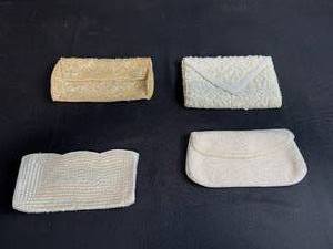 lot 62 image: Set of 4 Vintage Beaded and Sequined Evening Clutch Bags