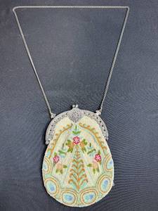 lot 68 image: Vintage Beaded Floral Handbag with Silver Tone Frame