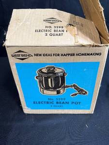lot 41 image: West Bend Electric Bean Pot 2 Quart Model 3299 with Box