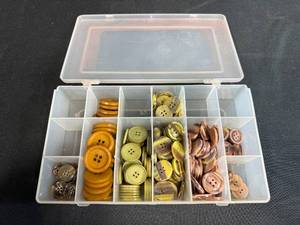 lot 70 image: Assorted Vintage Buttons in Plastic Organizer Box
