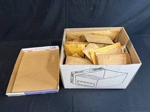 lot 90 image: Lot of Assorted Brown Bubble Mailers and Padded Envelopes