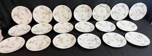 lot 199 image: Set of Vienna Austria Porcelain Plates with Pink Floral Pattern - 9.5