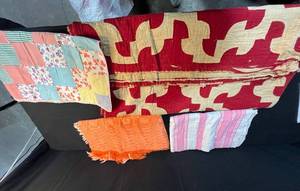 lot 223 image: Collection of Vintage Quilts and Blankets Assorted Patterns