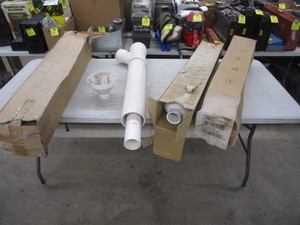 lot 271 image: Misc Concentric Vent Kits