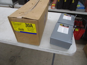 lot 276 image: (7) (New) Square D 30A Disconnect Switches