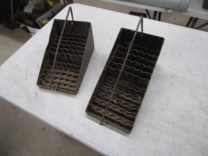 lot 287 image: Nipple Trays