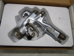 lot 300 image: Graco Spray Gun (slightly used)