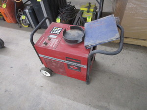 lot 323 image: Robinair Refrigerant Reclaiming Machine