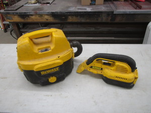 lot 30 image: DeWalt 18v Vacuums