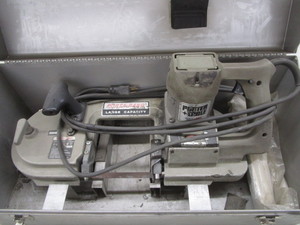 lot 46 image: Porter Cable Large Capacity Band Saw