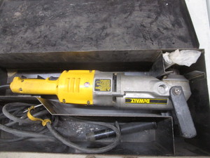 lot 52 image: Dewalt Right Angle Drill