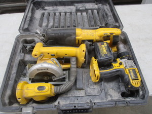 lot 58 image: DeWalt 18v Tool Kit