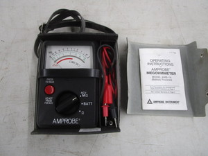 lot 96 image: Megohmmeter