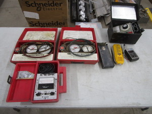 lot 112 image: Misc Testing Devices & Meters