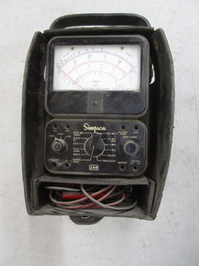 lot 118 image: Simpson Multimeter