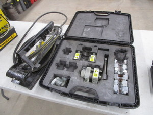 lot 129 image: Reflok Fitting Press Tool Kit
