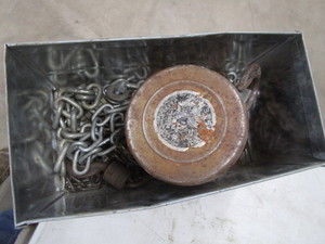 lot 140 image: 16 1ton Chain Hoist