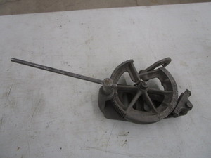 lot 152 image: 78 Pipe Bender