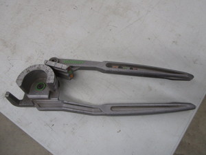lot 154 image: Hilmer 14 38 12 Tubing Bender