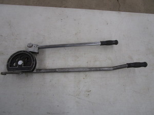 lot 156 image: 34 Tubing Bender