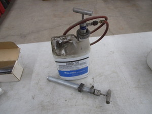 lot 225 image: Fluid Jug Pumps