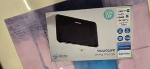 lot 29 image: Philips HD Flat Panel Antenna (NEW)